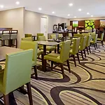 La Quinta By Wyndham Harrisburg Airport Hershey