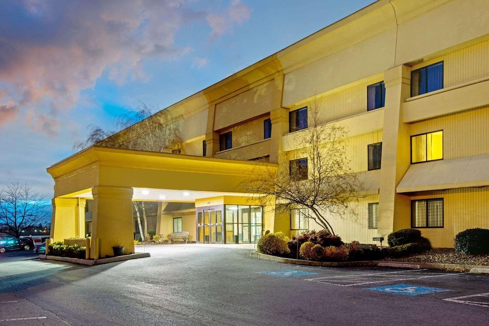 La Quinta By Wyndham Airport Hershey Hotel Harrisburg