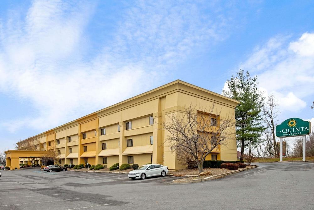 La Quinta By Wyndham Airport Hershey Hotel